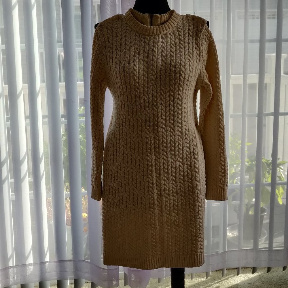 Knit dress